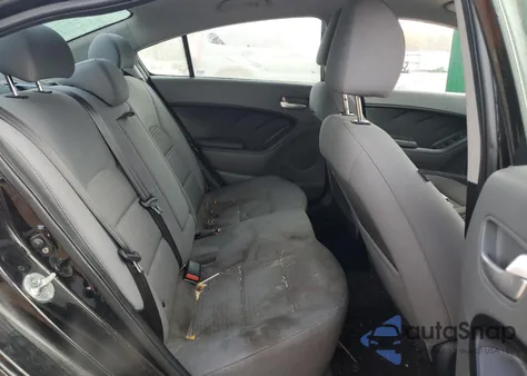 2017 Kia Forte Lx из США, поврежденный, VIN 3KPFL4A7XHE024183